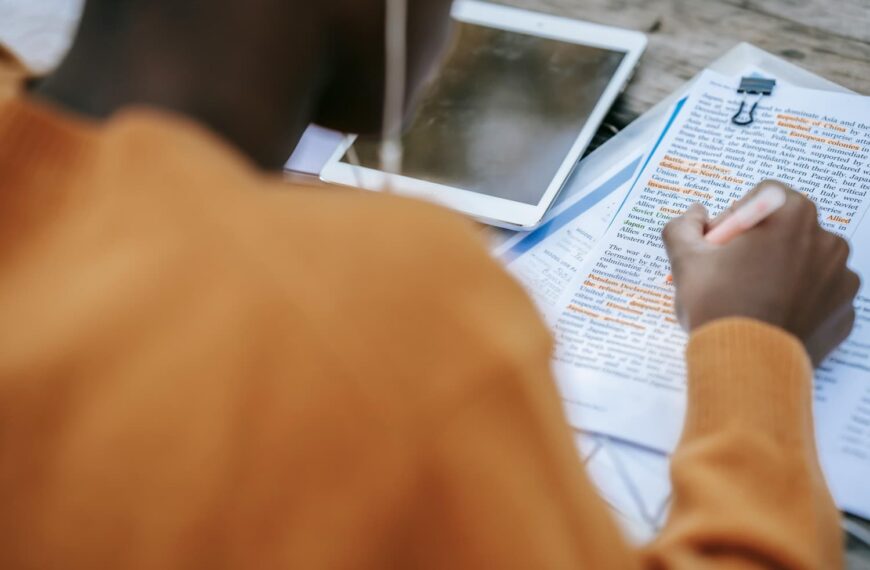 Wie man eine Hausarbeit zum Thema Wirtschaft mit Hilfe eines Ghostwriters schreibt
